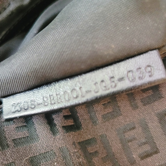 Fendi Mama Baguette - Picture 11 of 14